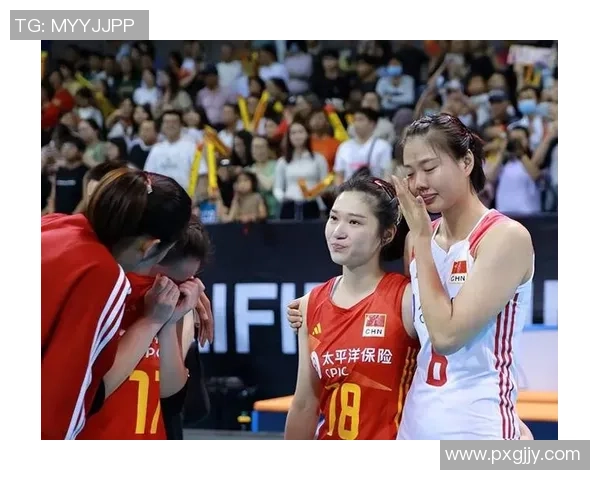 中国女排与美国队激战2015世界女排大奖赛香港站争夺荣耀之战